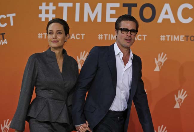 Angelina Jolie incontra il Papa per “Unbroken” Angelina Jolie incontra il Papa per “Unbroken”