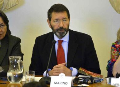 Nel mirino Renzi, Zingaretti e Marino. Cinque Stelle, ecco l’onda del 2015