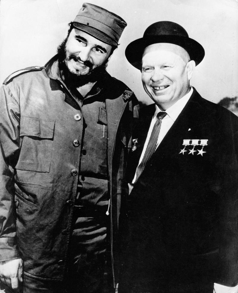 “Fidel Castro è morto”. Ma il figlio di Raul smentisce: “Sta bene” “Fidel Castro è morto”. Ma il figlio di Raul smentisce: “Sta bene”