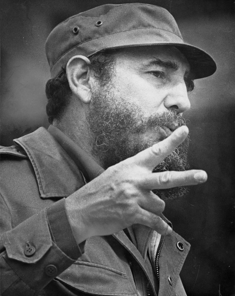 “Fidel Castro è morto”. Ma il figlio di Raul smentisce: “Sta bene” “Fidel Castro è morto”. Ma il figlio di Raul smentisce: “Sta bene”