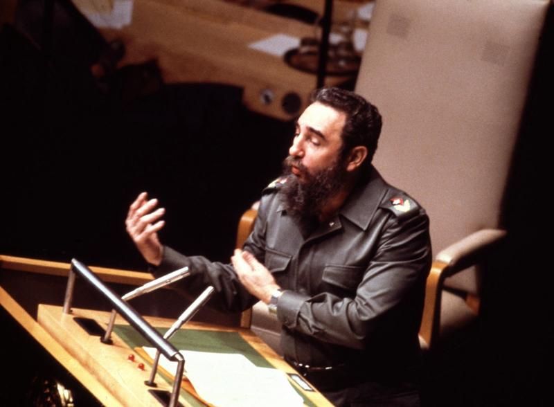 “Fidel Castro è morto”. Ma il figlio di Raul smentisce: “Sta bene” “Fidel Castro è morto”. Ma il figlio di Raul smentisce: “Sta bene”
