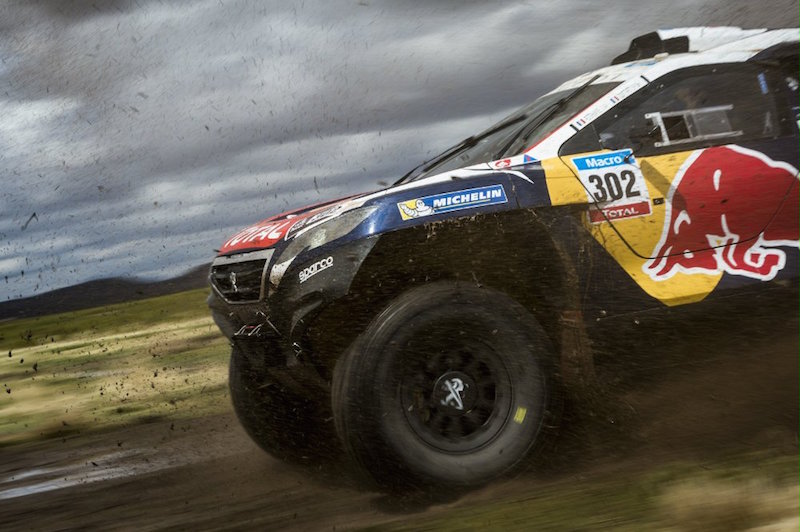 Dakar 2015: Bolivia burrascosa per la Peugeot 2008 DKR
