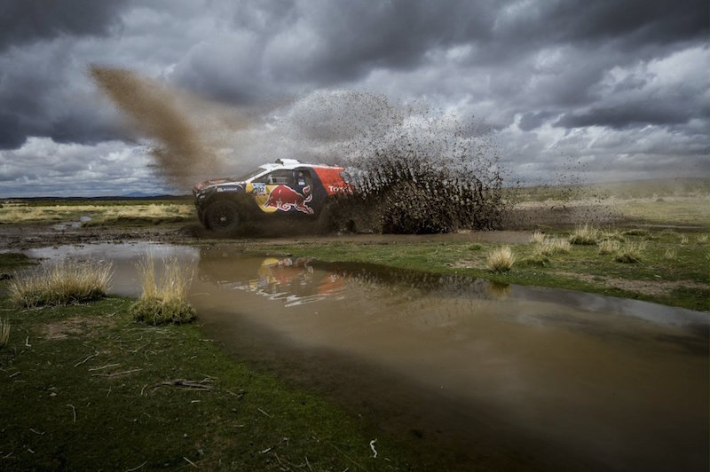 Dakar 2015: Bolivia burrascosa per la Peugeot 2008 DKR