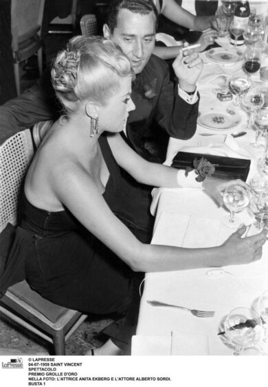 Ultima icona di un mondo che non c’è più. Addio Anita Ekberg, addio Dolce Vita