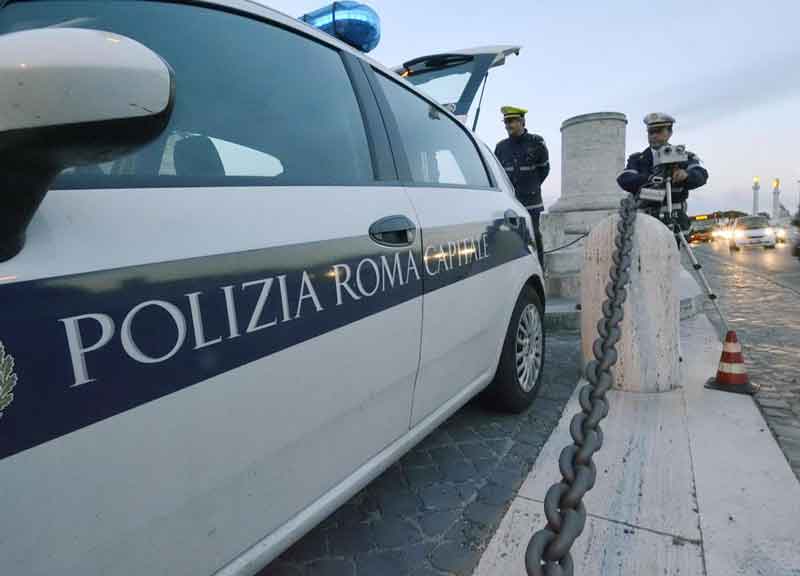 Contro l’Isis… l’intelligence dei vigili. Le mani avanti: “Noi siamo impreparati” Contro l’Isis… l’intelligence dei vigili. Le mani avanti: “Noi siamo impreparati”