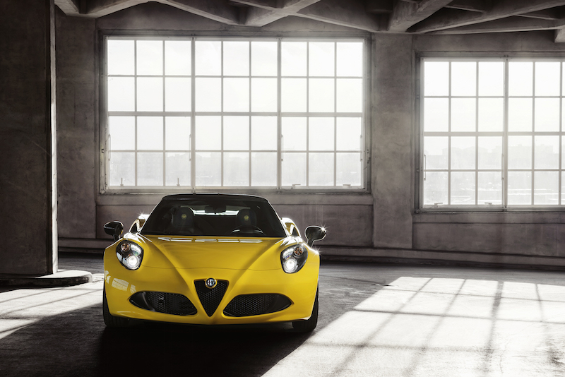Alfa Romeo 4C Spider lo stile italiano in passerella  a Detroit