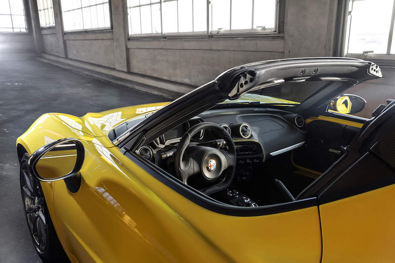 Alfa Romeo 4C Spider lo stile italiano in passerella  a Detroit
