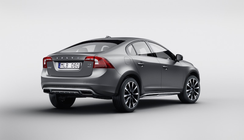 Detroit 2015: Volvo S60 Cross Country la berlina si fa muscolosa