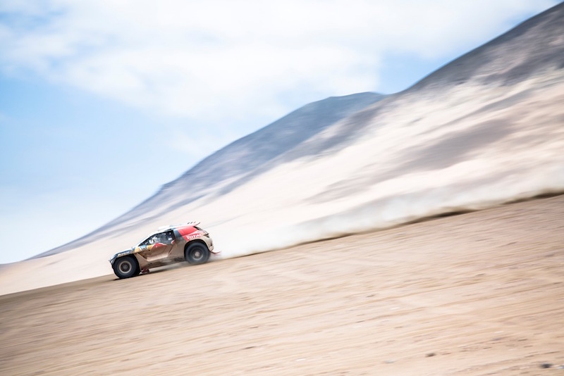 Dakar 2015: il Team Peugeot supera anche la tappa Marathon Dakar 2015: il Team Peugeot supera anche la tappa Marathon