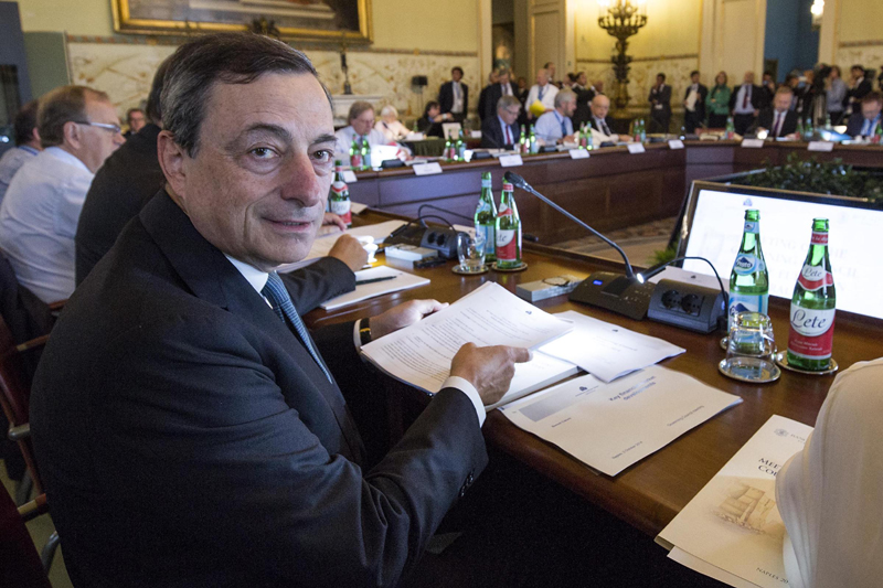 Bce/ L’aiuto di Draghi a Renzi. “Spread sotto i 100 punti” Bce/ L’aiuto di Draghi a Renzi. “Spread sotto i 100 punti”