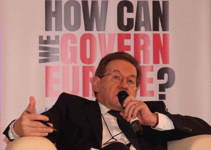 Bce/ L’aiuto di Draghi a Renzi. “Spread sotto i 100 punti” Bce/ L’aiuto di Draghi a Renzi. “Spread sotto i 100 punti”