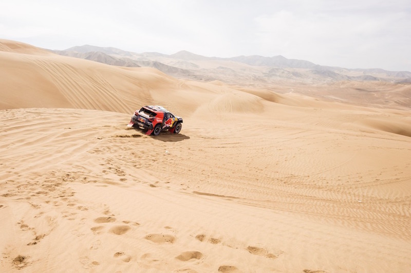 Dakar 2015: Team Peugeot “obbiettivo arrivare a Buenos Aires” Dakar 2015: Team Peugeot “obbiettivo arrivare a Buenos Aires”