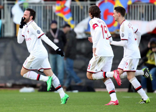 Pazzini-Juventus e Paulinho-Milan… i rumors Pazzini-Juventus e Paulinho-Milan… i rumors