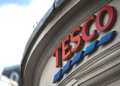 Ungheria, Orban contro le multinazionali. Tesco chiude 13 negozi. Colpite le banche