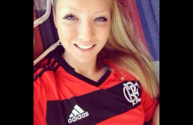 Romario, che gol: ecco la bella Dixie. La Wag ha 30 anni meno di lui