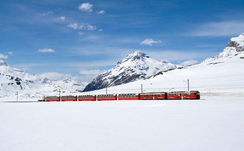 ITINERARI/ Al freddo e al gelo… candidi viaggi in Svizzera ITINERARI/ Al freddo e al gelo… candidi viaggi in Svizzera