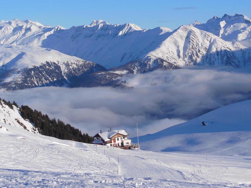 ITINERARI/ Al freddo e al gelo… candidi viaggi in Svizzera ITINERARI/ Al freddo e al gelo… candidi viaggi in Svizzera
