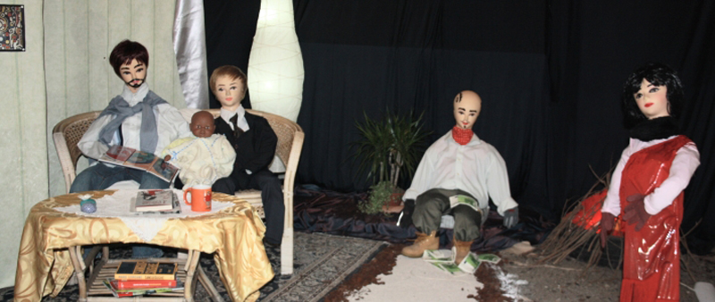 Nel presepe gay e prostitute. Il Vescovo di Avellino lo “benedice” Nel presepe gay e prostitute. Il Vescovo di Avellino lo “benedice”