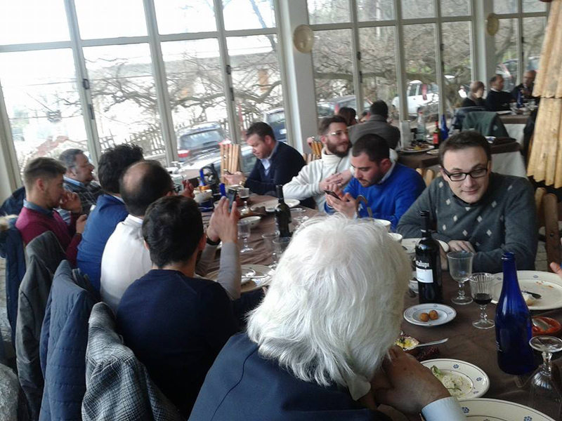 Perrino premiato a Ceglie Messapica, paese di “poeti e navigatori” Perrino premiato a Ceglie Messapica, paese di “poeti e navigatori”