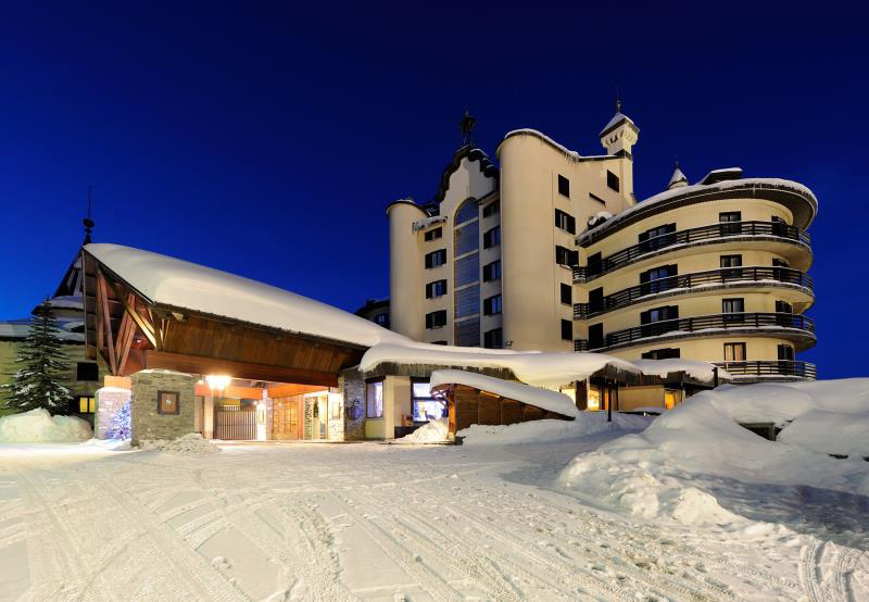 HOTEL/ Cinque strutture ad alta quota per un inverno relax