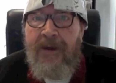 Giuliano Ferrara lascia la direzione del Foglio. Arriva Cerasa