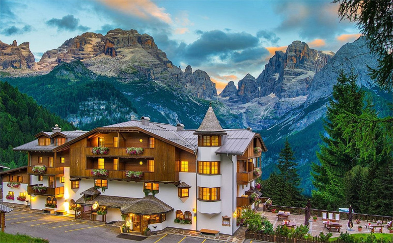 HOTEL/ Cinque strutture ad alta quota per un inverno relax