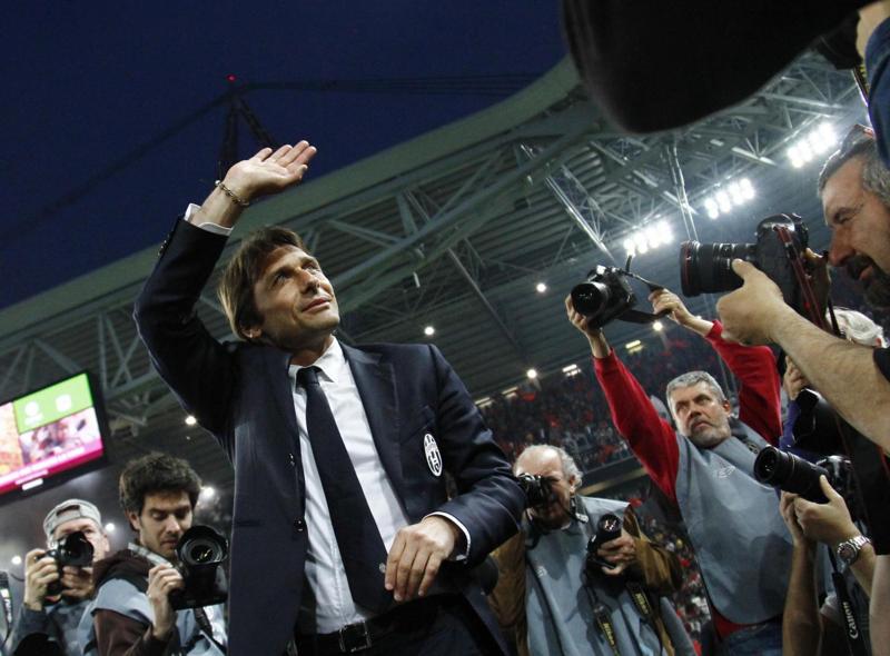 Conte ammette: “Fatico a vedere la Juve per una questione motiva” Conte ammette: “Fatico a vedere la Juve per una questione motiva”