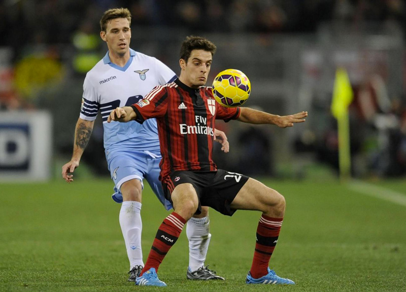 Il Milan si illude poi è Lazio show. Calcio horror: dramma Djordjevic, follia Mexes Il Milan si illude poi è Lazio show. Calcio horror: dramma Djordjevic, follia Mexes