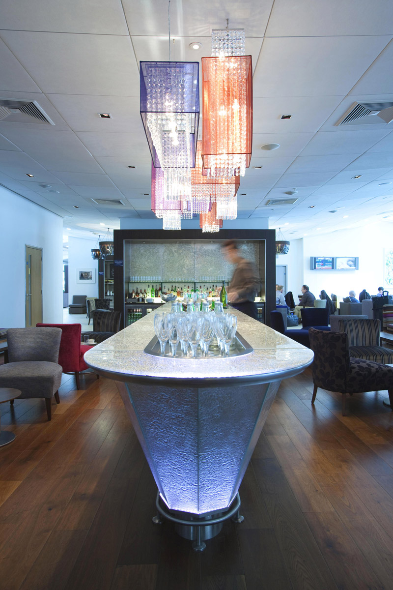 Voli a prezzo di saldo e a Londra ti godi la “Lounge” Voli a prezzo di saldo e a Londra ti godi la “Lounge”