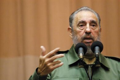 Fidel Castro dà l’ok a Usa-Cuba. Ma “non mi fido degli americani”