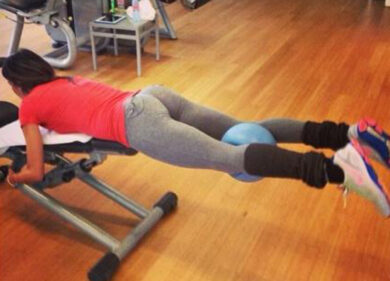 “I leggins turbano i sogni dei maschi”. La polemica