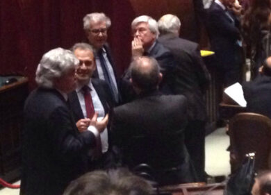 Ma PD e Forza Italia hanno litigato? Non sembra, le foto esclusive di affari