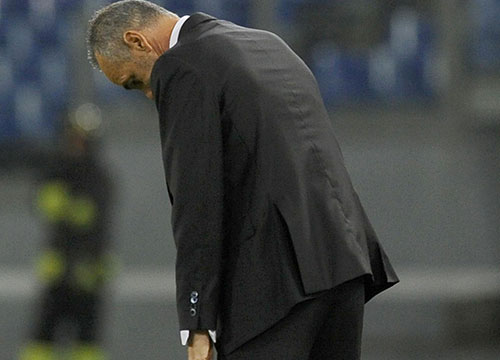 Garcia saluta Destro e aspetta Doumbia. Lotito attacca con la difesa: c’è Perea
