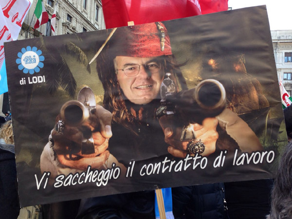I bancari incrociano le braccia per la seconda volta. Pronto il terzo sciopero I bancari incrociano le braccia per la seconda volta. Pronto il terzo sciopero
