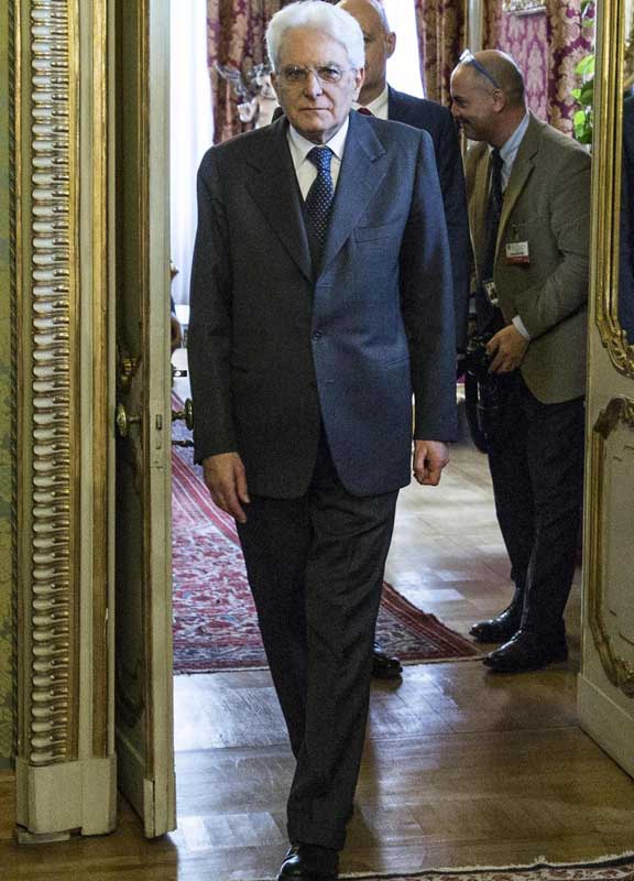 Mattarella: “Ricucirò gli strappi del Paese”. Oggi le dimissioni da giudice Mattarella: “Ricucirò gli strappi del Paese”. Oggi le dimissioni da giudice