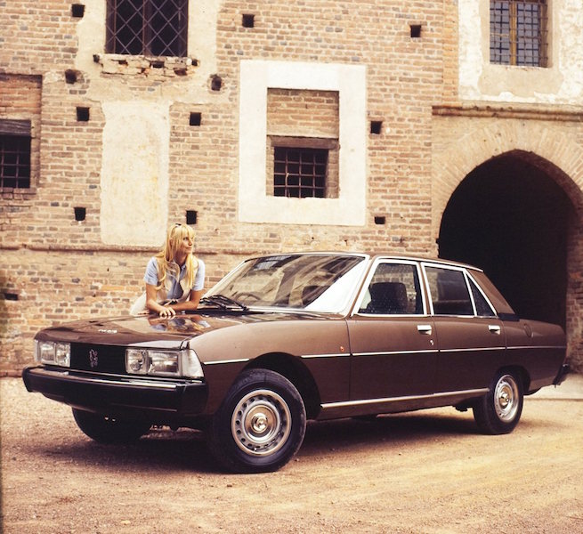 Peugeot :tante novità del passato a Retromobil 2015 Peugeot :tante novità del passato a Retromobil 2015