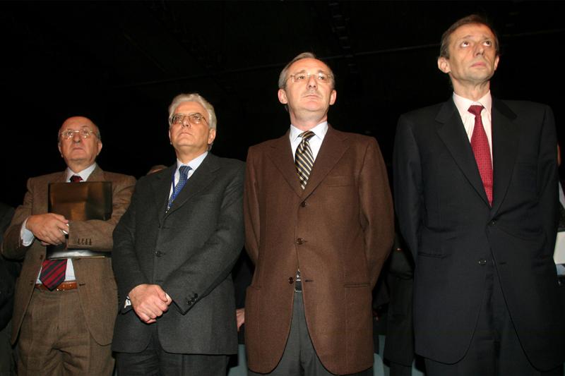 Mattarella: “Ricucirò gli strappi del Paese”. Oggi le dimissioni da giudice Mattarella: “Ricucirò gli strappi del Paese”. Oggi le dimissioni da giudice