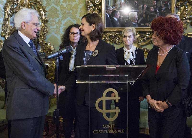 Mattarella: “Ricucirò gli strappi del Paese”. Oggi le dimissioni da giudice Mattarella: “Ricucirò gli strappi del Paese”. Oggi le dimissioni da giudice