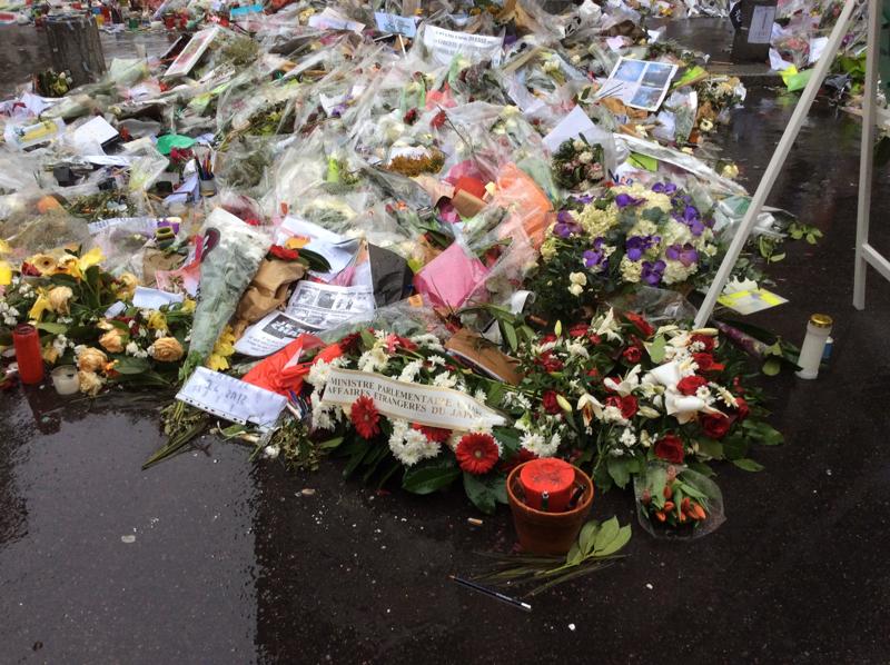 Parigi, il 25 febbraio il prossimo numero di Charlie Hebdo Parigi, il 25 febbraio il prossimo numero di Charlie Hebdo