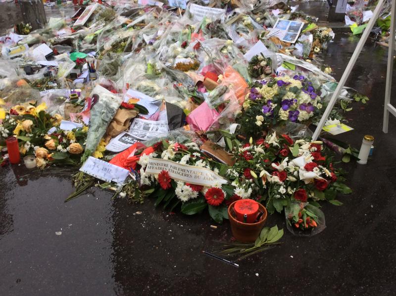 Parigi, il 25 febbraio il prossimo numero di Charlie Hebdo Parigi, il 25 febbraio il prossimo numero di Charlie Hebdo