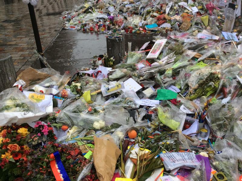 Parigi, il 25 febbraio il prossimo numero di Charlie Hebdo Parigi, il 25 febbraio il prossimo numero di Charlie Hebdo