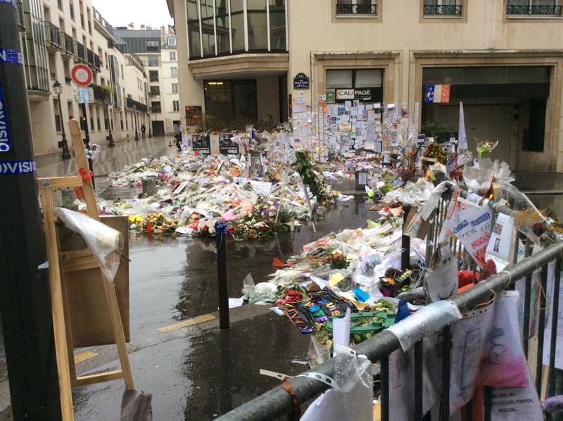 Parigi, il 25 febbraio il prossimo numero di Charlie Hebdo Parigi, il 25 febbraio il prossimo numero di Charlie Hebdo