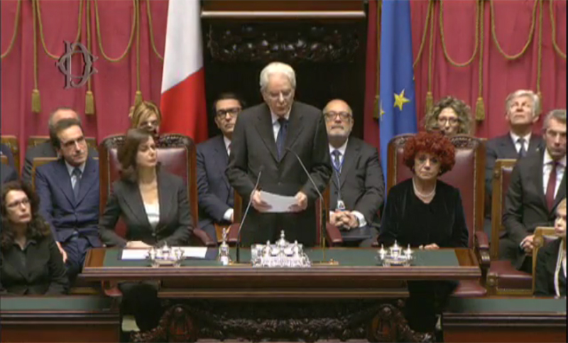 Il giorno di Mattarella: inizia il settennato Il giorno di Mattarella: inizia il settennato