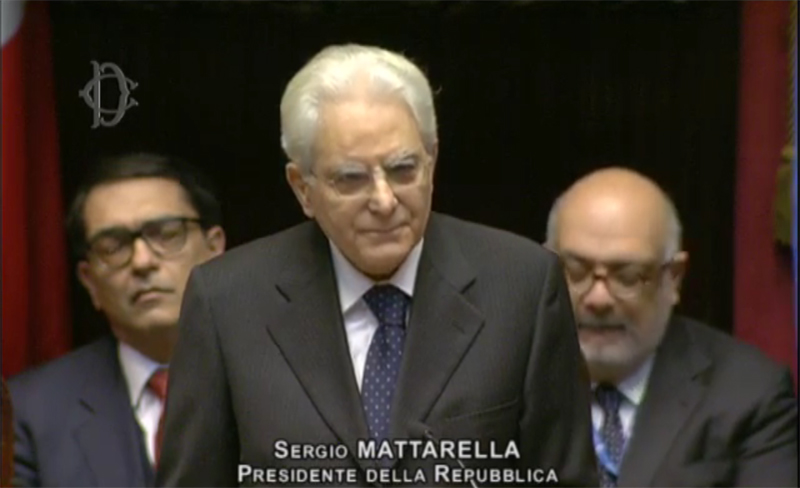 Il giorno di Mattarella: inizia il settennato Il giorno di Mattarella: inizia il settennato