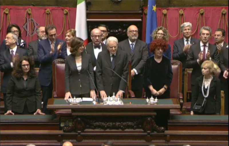 Il giorno di Mattarella: inizia il settennato Il giorno di Mattarella: inizia il settennato