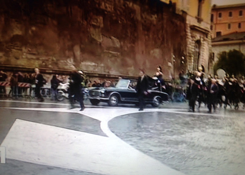 Mattarella, un discorso di 32 minuti. Familiari in tribuna. FOTO-VIDEO Mattarella, un discorso di 32 minuti. Familiari in tribuna. FOTO-VIDEO