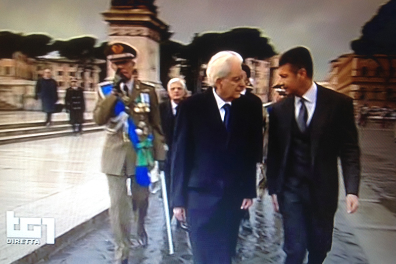 Mattarella, un discorso di 32 minuti. Familiari in tribuna. FOTO-VIDEO Mattarella, un discorso di 32 minuti. Familiari in tribuna. FOTO-VIDEO