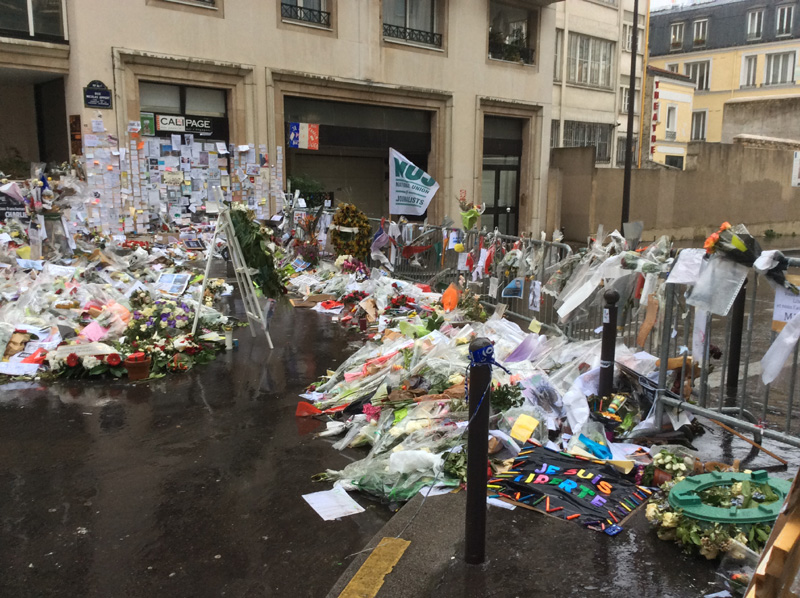 Charlie Hebdo un mese dopo: il reportage di Affaritaliani.it