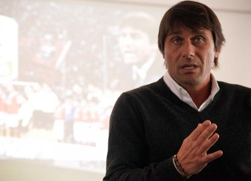 Berlusconi rassicura Inzaghi. Milan, le voci su Conte e Montella