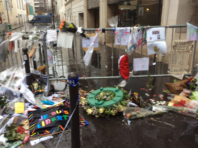 Charlie Hebdo un mese dopo: il reportage di Affaritaliani.it